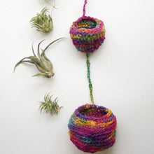 Load image into Gallery viewer, Tiered Air Plant Hanger Pattern