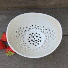 Load image into Gallery viewer, Ceramic Fruit Bowl
