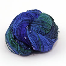 Load image into Gallery viewer, Lotus Lace Shawl Kit