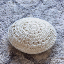 Load image into Gallery viewer, Sand Dollar Cushion Crochet Pattern
