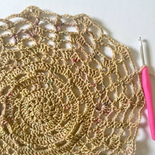 Load image into Gallery viewer, Pattern for Crochet Doilies – La Toile Doily
